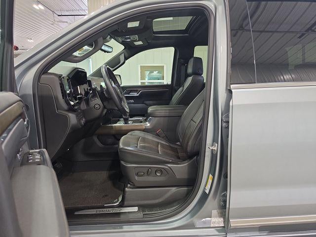 2025 Chevrolet Silverado 1500 Crew Cab Short Box 4-Wheel Drive High Country