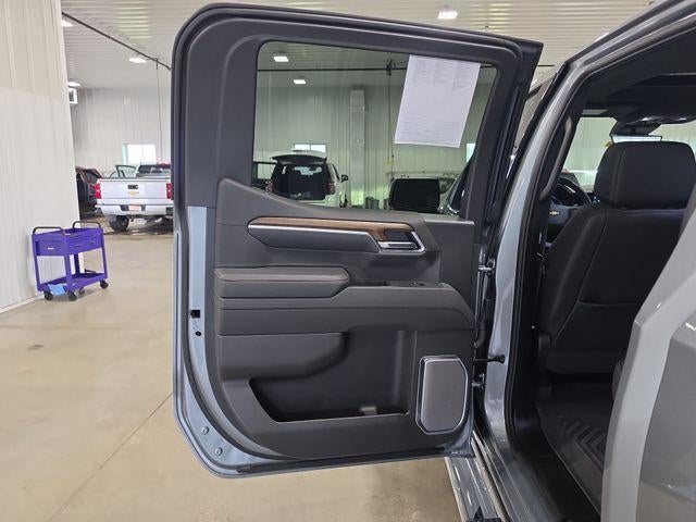 2025 Chevrolet Silverado 1500 Crew Cab Short Box 4-Wheel Drive High Country