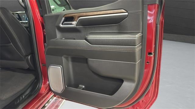 2025 Chevrolet Silverado 1500 Crew Cab Short Box 4-Wheel Drive High Country