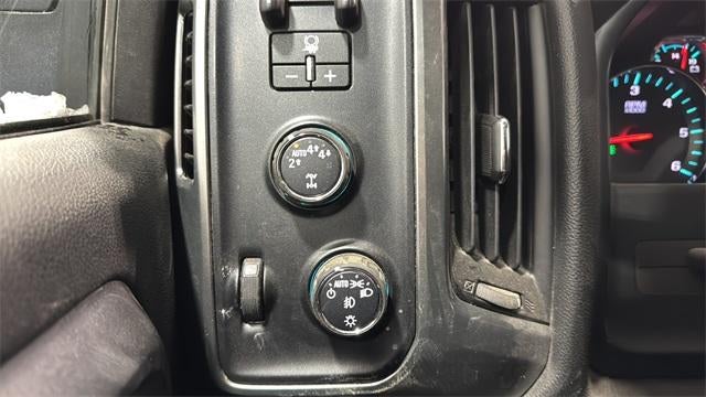 2017 Chevrolet Silverado 1500 Crew Cab Standard Box 4-Wheel Drive LT