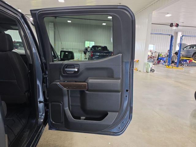 2019 Chevrolet Silverado 1500 Crew Cab Standard Box 4-Wheel Drive RST