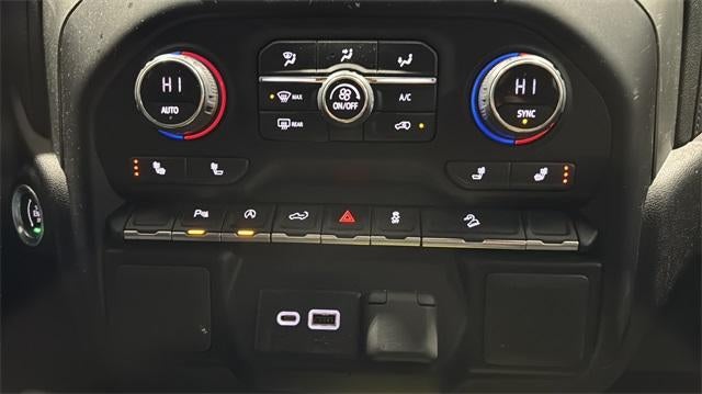 2022 Chevrolet Silverado 1500 LTD Crew Cab Short Box 4-Wheel Drive RST