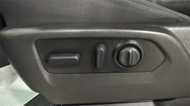 2022 Chevrolet Silverado 1500 LTD Crew Cab Short Box 4-Wheel Drive RST