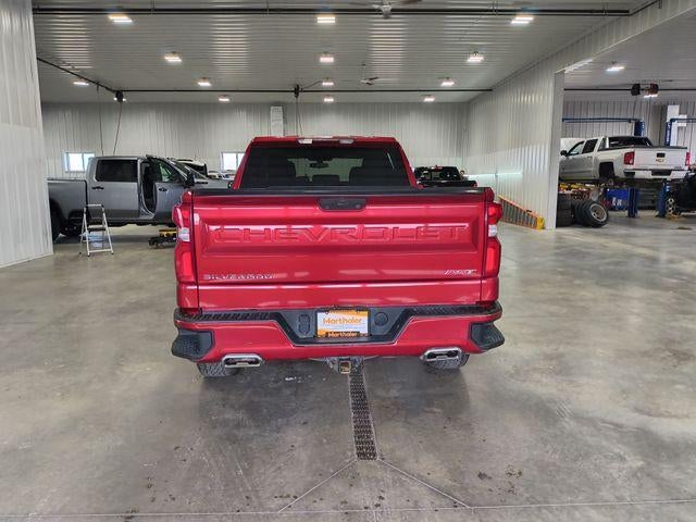 2022 Chevrolet Silverado 1500 LTD Crew Cab Standard Box 4-Wheel Drive RST