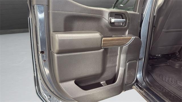 2021 Chevrolet Silverado 1500 Crew Cab Standard Box 4-Wheel Drive RST