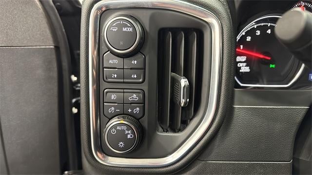 2022 Chevrolet Silverado 1500 LTD Crew Cab Standard Box 4-Wheel Drive RST