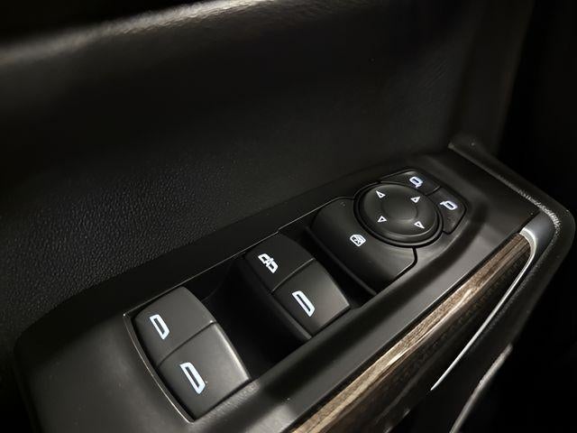 2022 Chevrolet Silverado 1500 LTD Crew Cab Standard Box 4-Wheel Drive RST