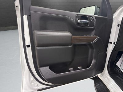 2022 Chevrolet Silverado 1500 LTD Crew Cab Standard Box 4-Wheel Drive RST