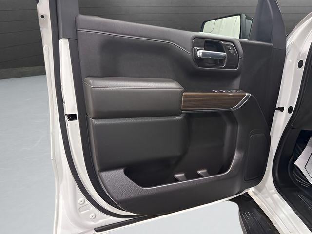 2022 Chevrolet Silverado 1500 LTD Crew Cab Standard Box 4-Wheel Drive RST