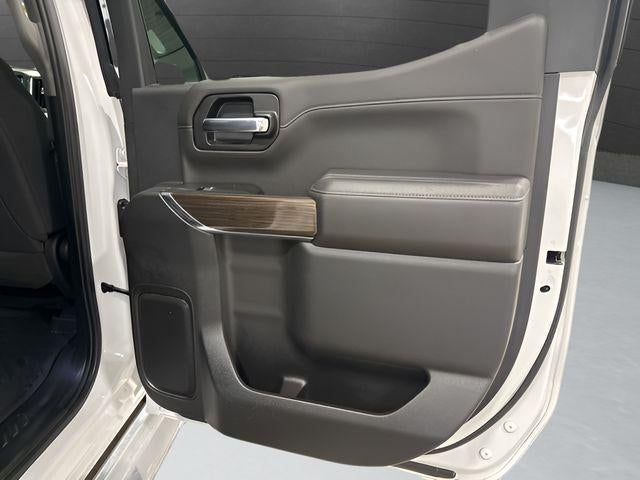 2022 Chevrolet Silverado 1500 LTD Crew Cab Standard Box 4-Wheel Drive RST