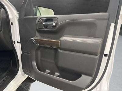 2022 Chevrolet Silverado 1500 LTD Crew Cab Standard Box 4-Wheel Drive RST