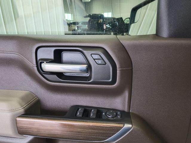 2022 Chevrolet Silverado 1500 LTD Crew Cab Short Box 4-Wheel Drive RST