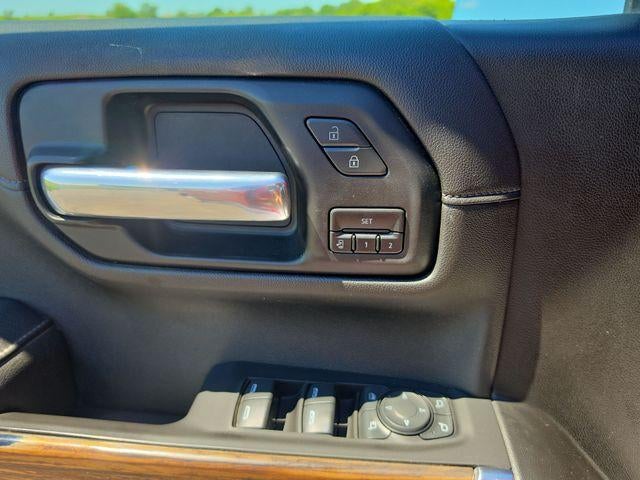 2021 Chevrolet Silverado 1500 Crew Cab Short Box 4-Wheel Drive High Country