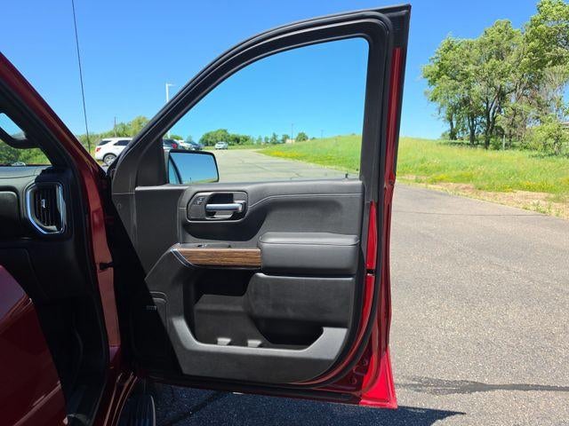 2021 Chevrolet Silverado 1500 Crew Cab Short Box 4-Wheel Drive High Country