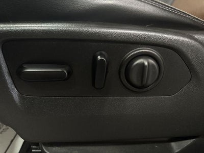 2020 Chevrolet Silverado 1500 Crew Cab Short Box 4-Wheel Drive High Country