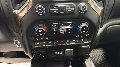 2019 Chevrolet Silverado 1500 Crew Cab Short Box 4-Wheel Drive High Country