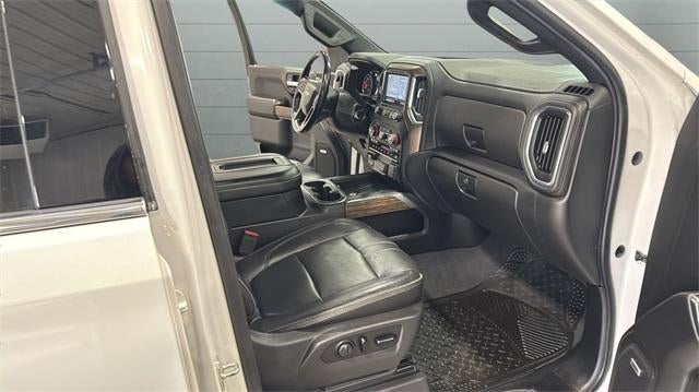 2019 Chevrolet Silverado 1500 Crew Cab Short Box 4-Wheel Drive High Country