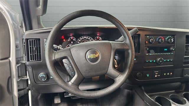 2024 Chevrolet Express Cargo 2500 2500 Regular Wheelbase Rear-Wheel Drive