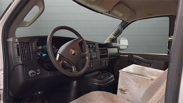 2016 Chevrolet Express Cargo 3500 3500 Extended Wheelbase Rear-Wheel Drive