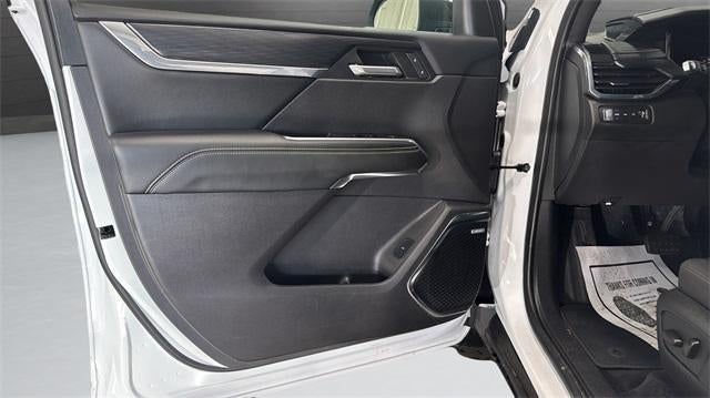 2025 GMC Acadia AWD Elevation