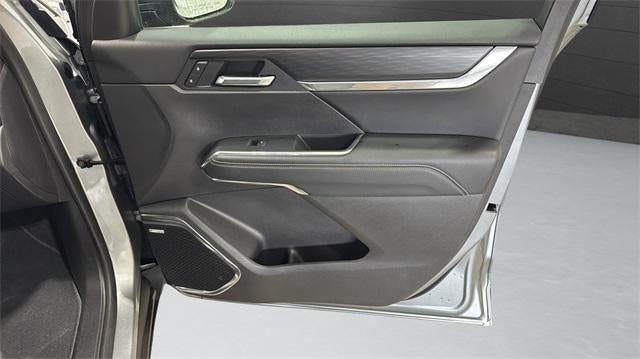 2025 GMC Acadia AWD Elevation