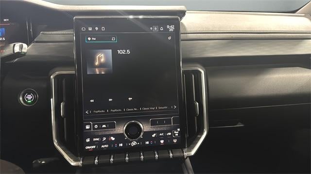 2025 GMC Acadia AWD Elevation