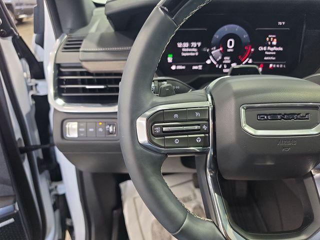 2026 GMC Acadia AWD Denali