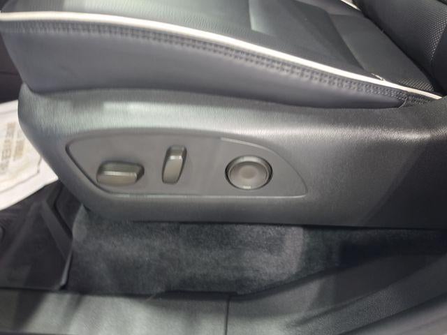 2026 GMC Acadia AWD Denali