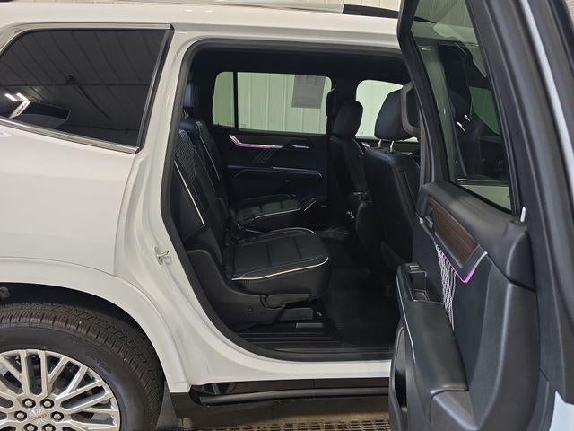 2026 GMC Acadia AWD Denali