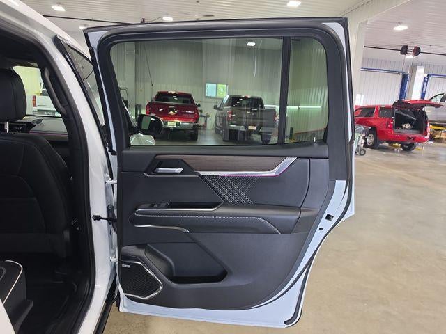 2026 GMC Acadia AWD Denali