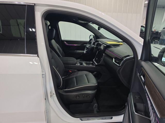 2026 GMC Acadia AWD Denali
