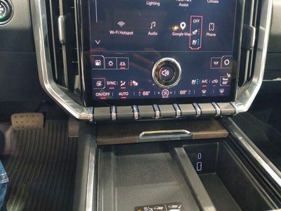 2025 GMC Acadia AWD Denali