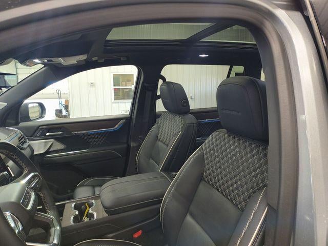 2025 GMC Acadia AWD Denali