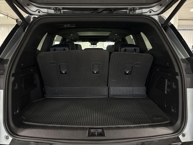 2025 GMC Acadia AWD Denali