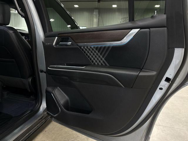 2025 GMC Acadia AWD Denali
