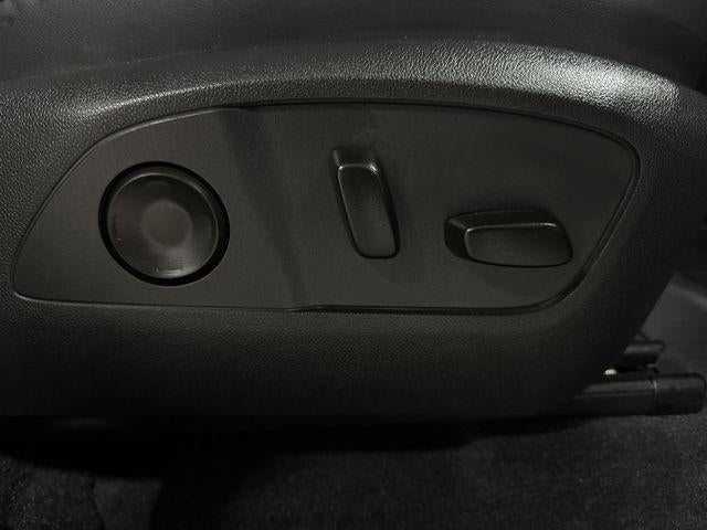 2025 GMC Acadia AWD Denali