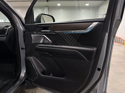 2025 GMC Acadia AWD Denali