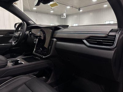 2025 GMC Acadia AWD Denali