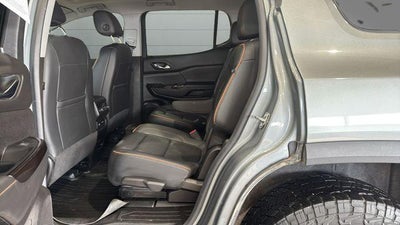 2023 GMC Acadia AWD AT4