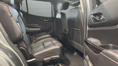 2023 GMC Acadia AWD AT4