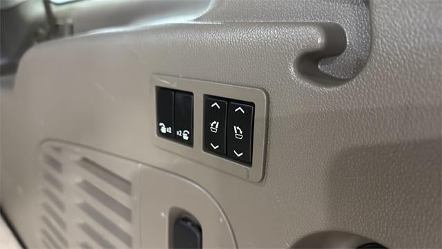 2015 GMC Yukon XL 4WD 4dr SLT