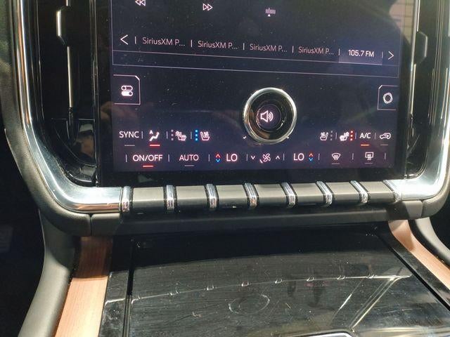 2025 GMC Yukon XL 4WD 4dr Denali