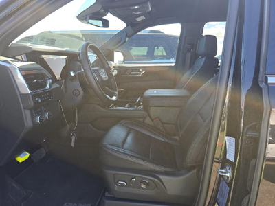 2025 GMC Yukon XL 4WD 4dr Denali