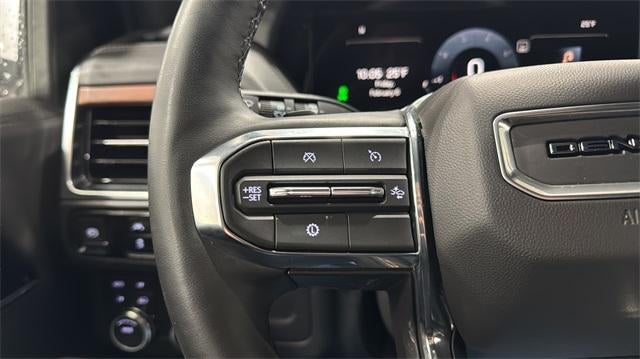 2025 GMC Yukon XL Base