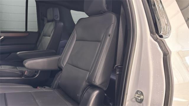2025 GMC Yukon XL Base