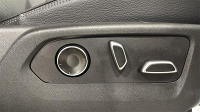 2025 GMC Yukon XL Base