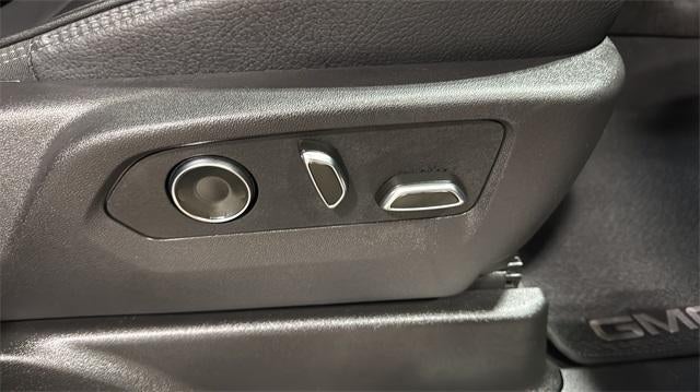 2025 GMC Yukon XL 4WD 4dr Denali