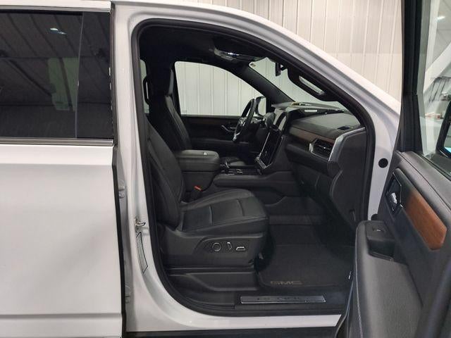 2025 GMC Yukon XL 4WD 4dr Denali