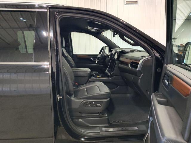 2025 GMC Yukon XL 4WD 4dr Denali