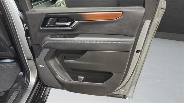 2025 GMC Yukon XL 4WD 4dr Denali